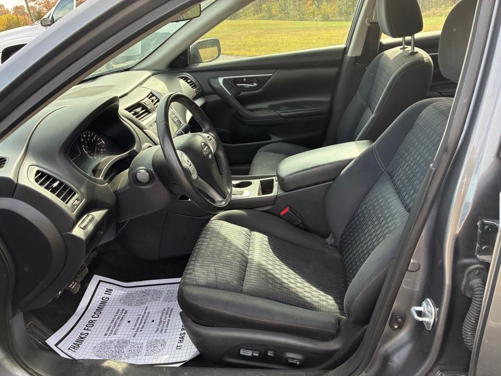Nissan Altima 2.5 SV Sedan 2017
