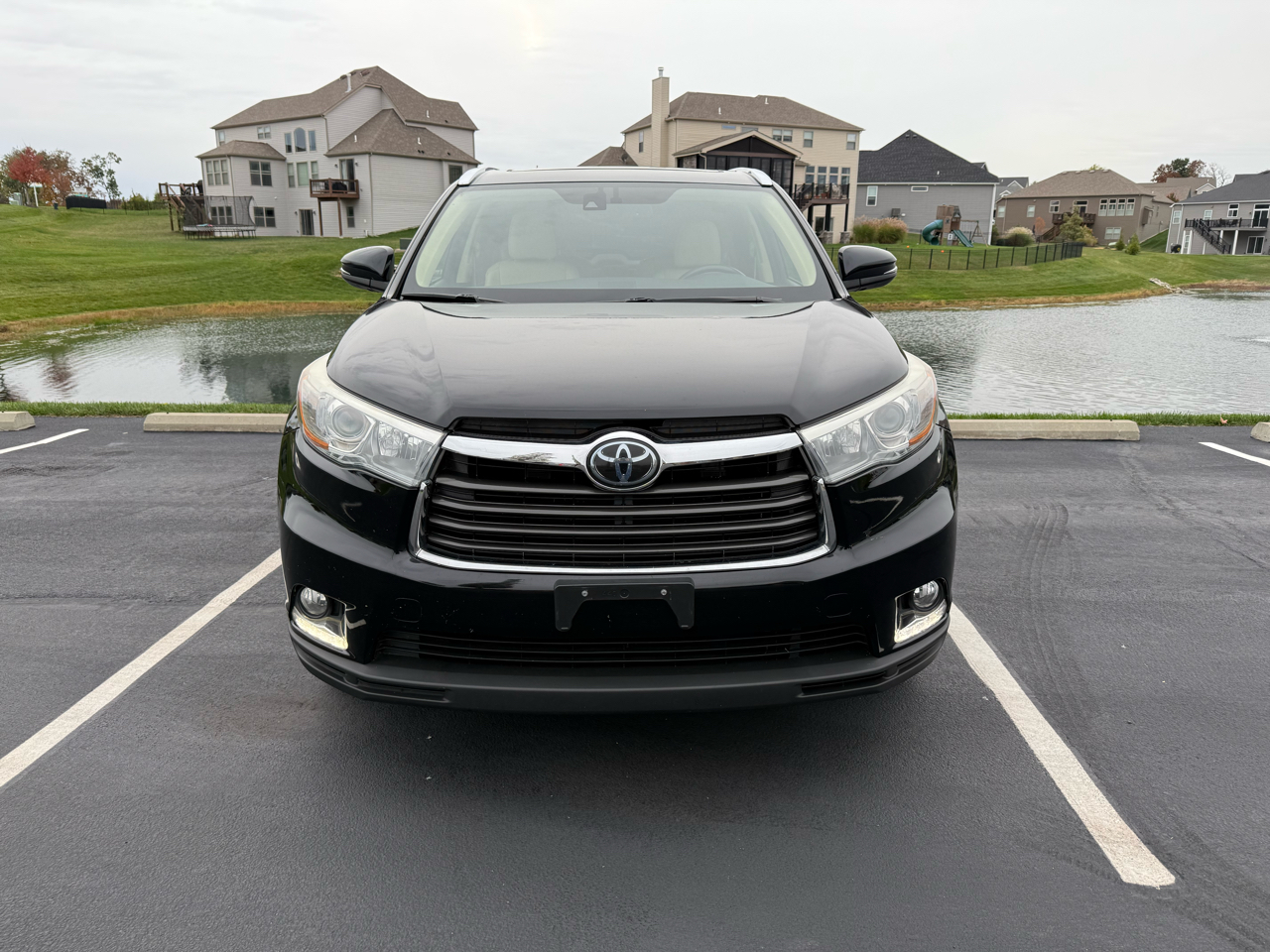 Toyota Highlander Limited AWD V6 2015 Toyota Highlander Limited AWD V6 2015