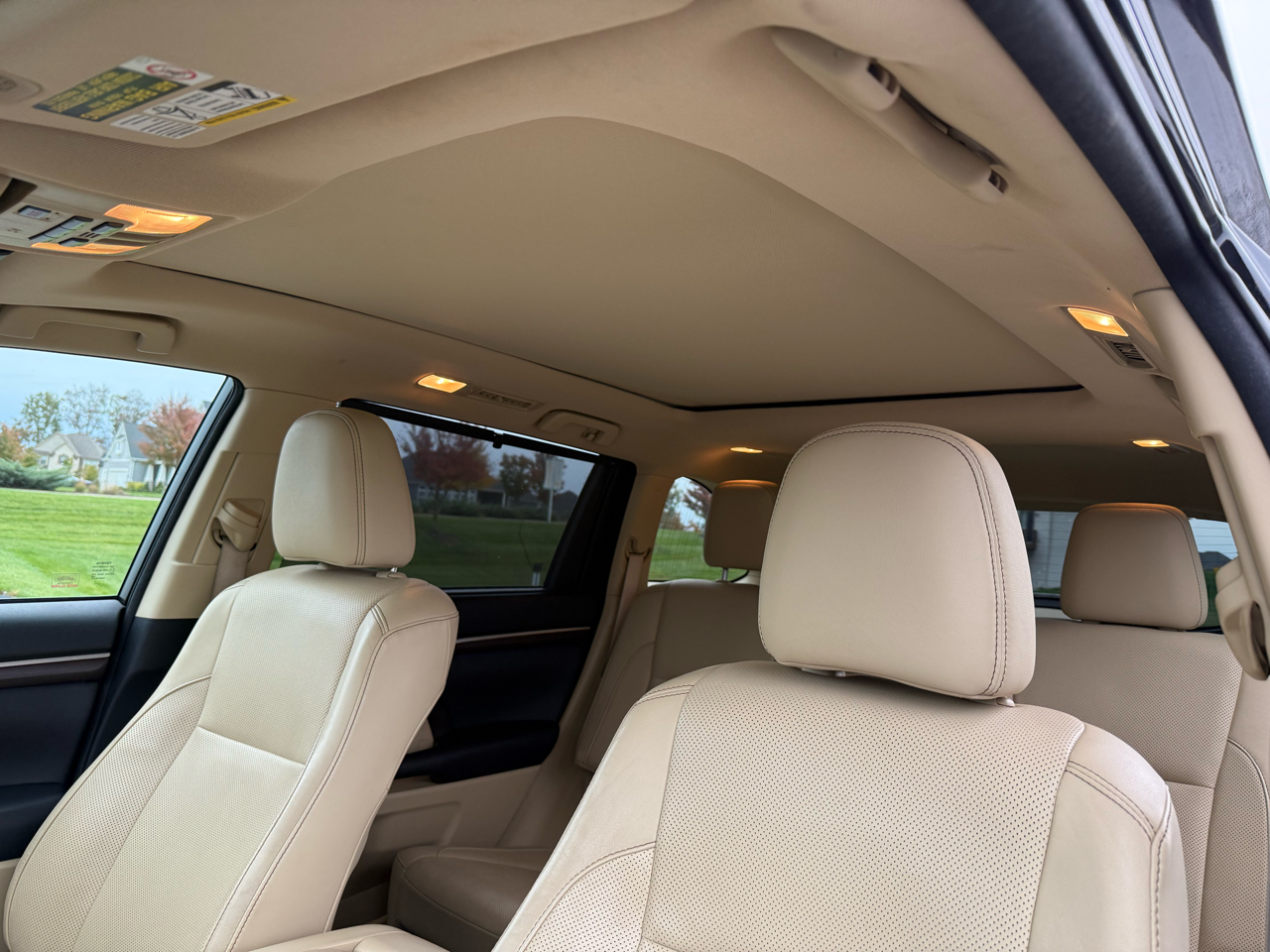 Toyota Highlander Limited AWD V6 2015 Toyota Highlander Limited AWD V6 2015