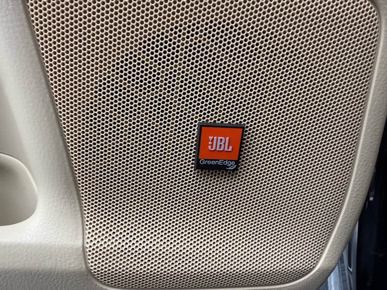 Toyota Highlander Limited AWD V6 2015 Toyota Highlander Limited AWD V6 2015