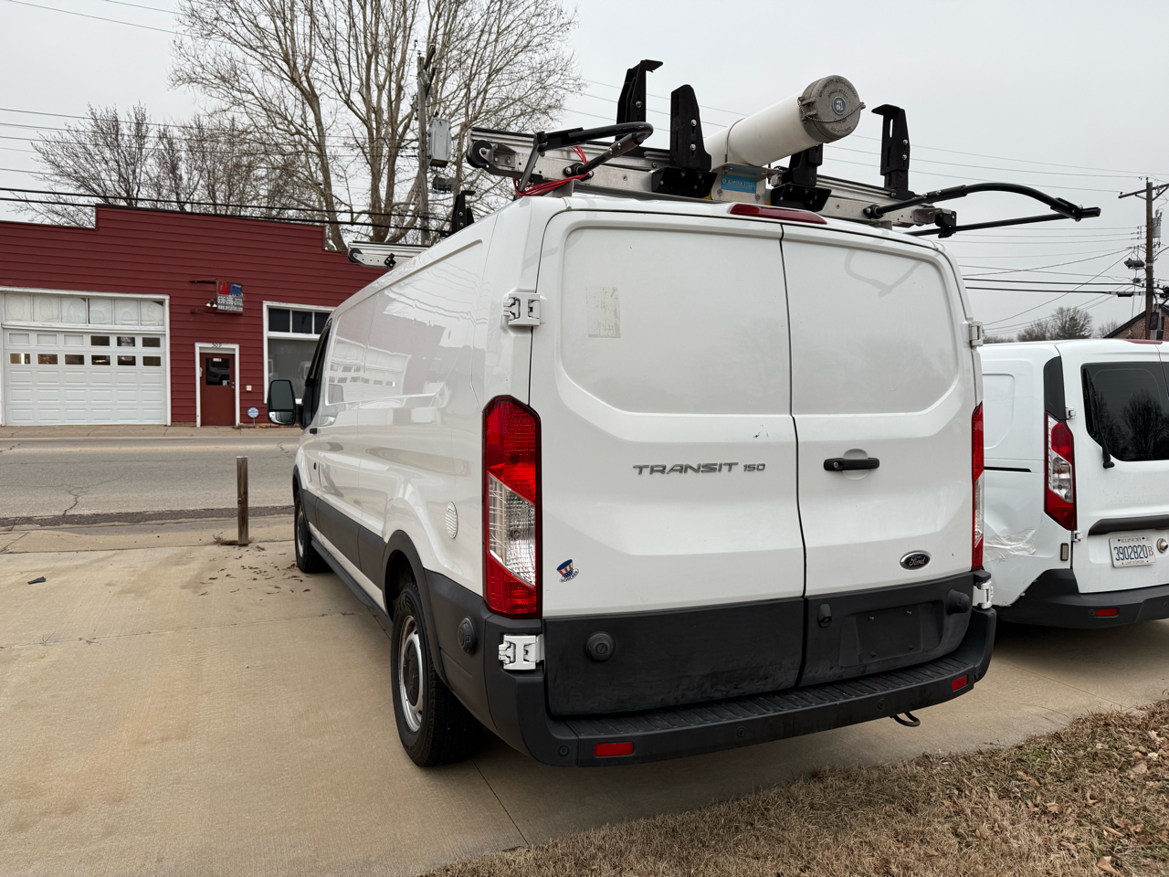 Ford Transit 150 Van Low Roof w/Sliding Pass. 130-in. WB 2020