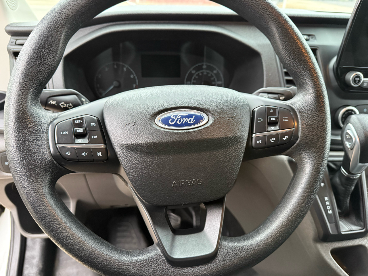 Ford Transit 150 Van Low Roof w/Sliding Pass. 130-in. WB 2020