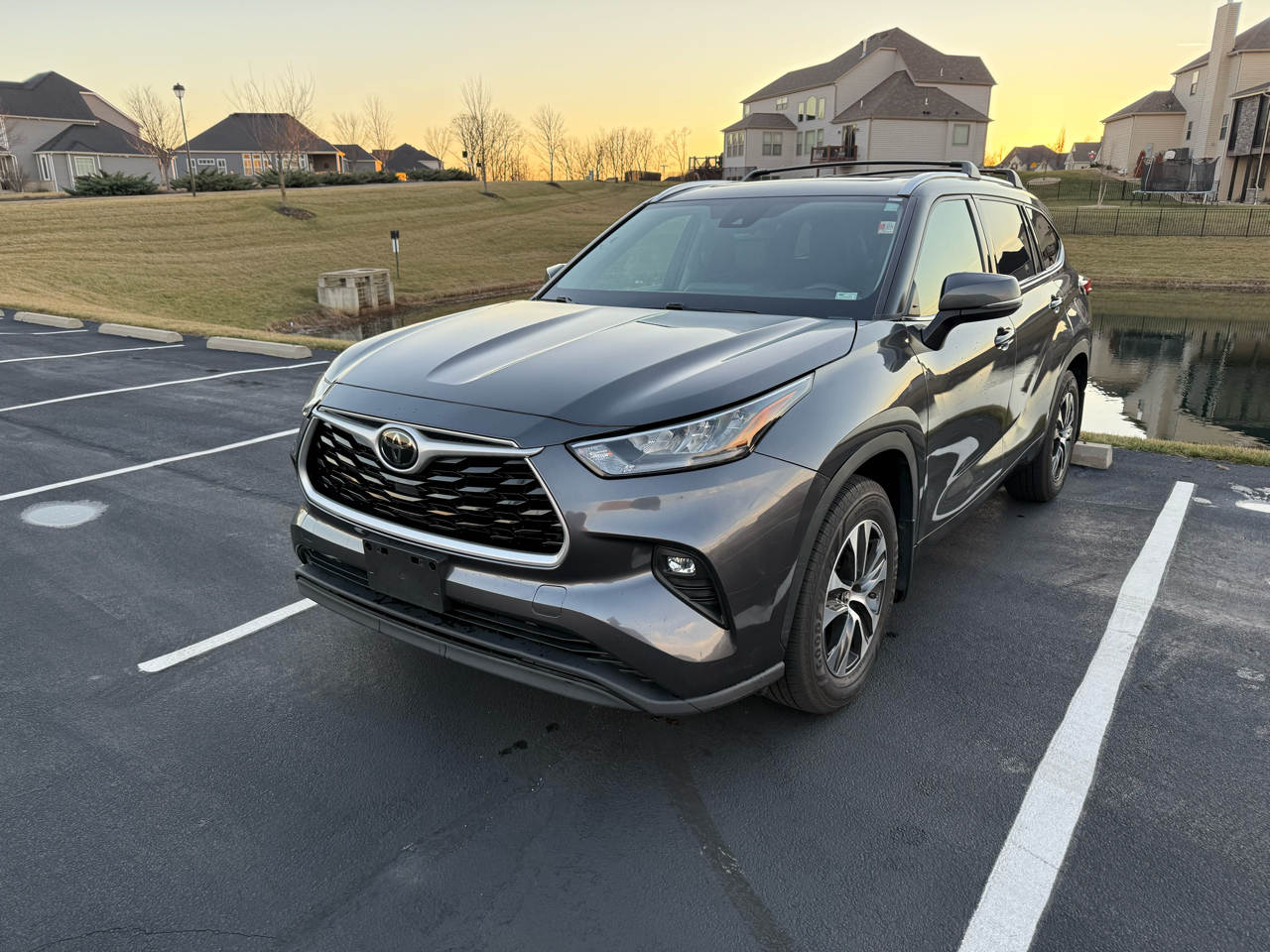 Toyota Highlander XLE AWD V6 2020