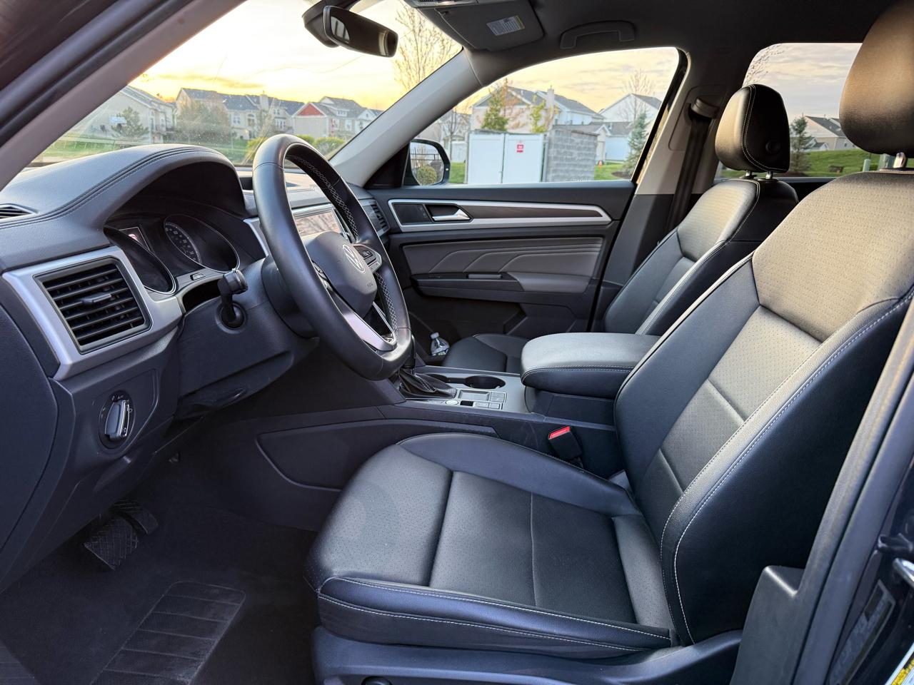 Volkswagen Atlas V6 SE w/Technology 2021