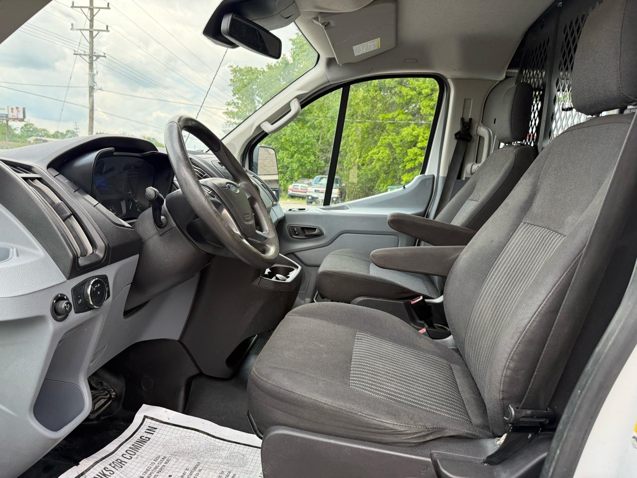 Ford Transit 250 Van Low Roof 60/40 Pass.130-in. WB 2019