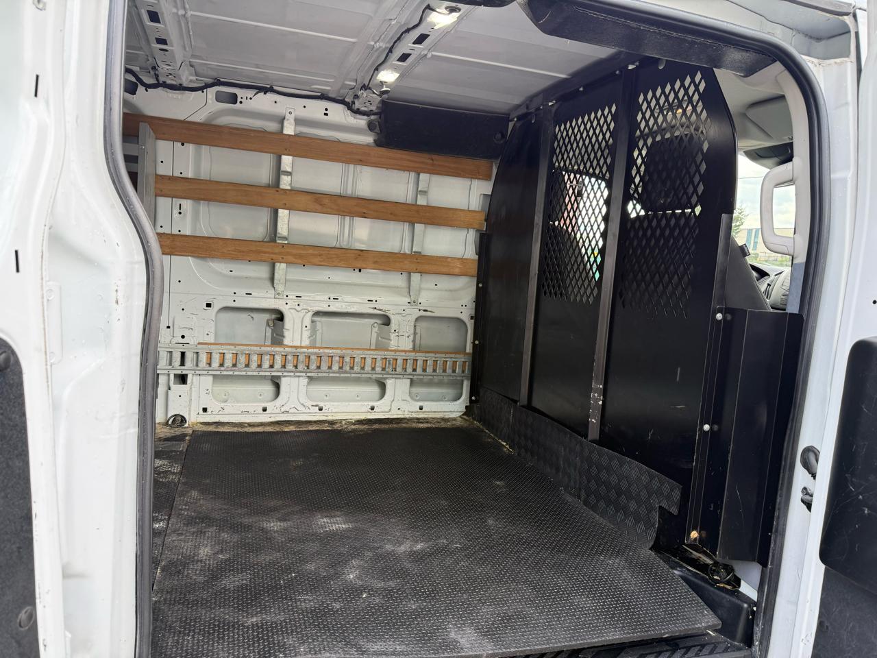 Ford Transit 250 Van Low Roof 60/40 Pass.130-in. WB 2019
