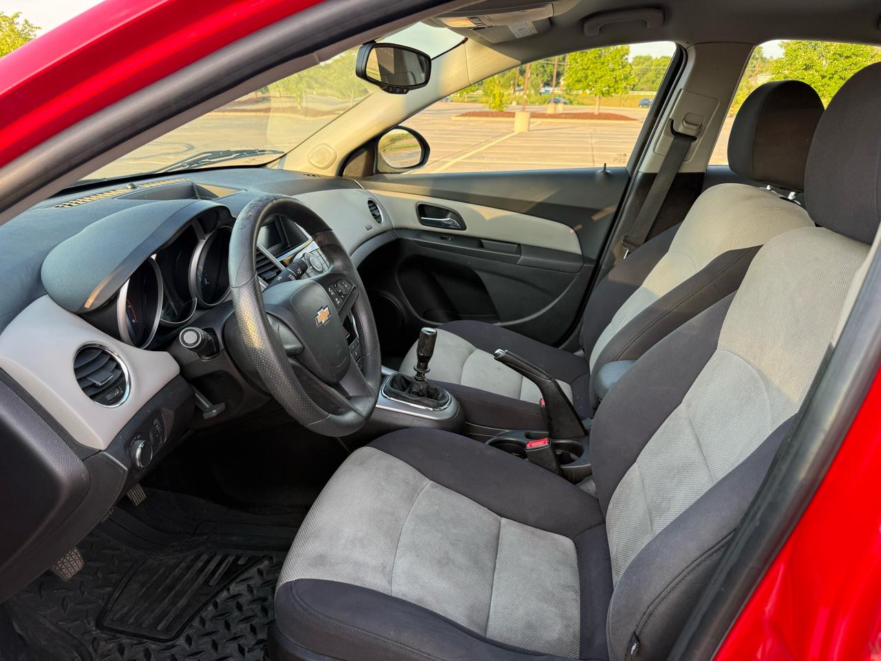 Chevrolet Cruze LS Manual 2014