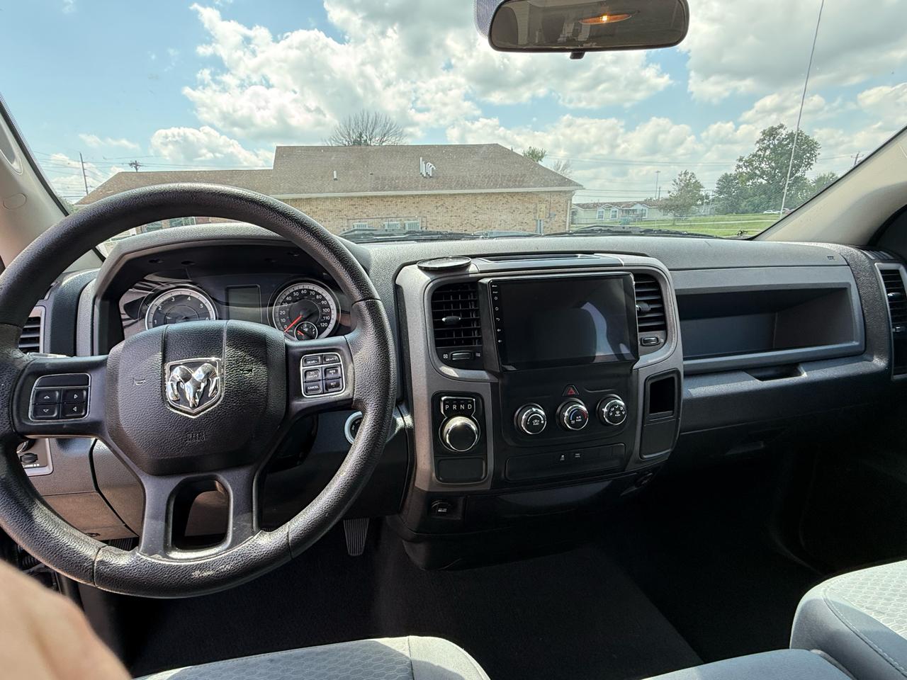 2017 RAM Ram 1500 Pickup Tradesman - Photo 10