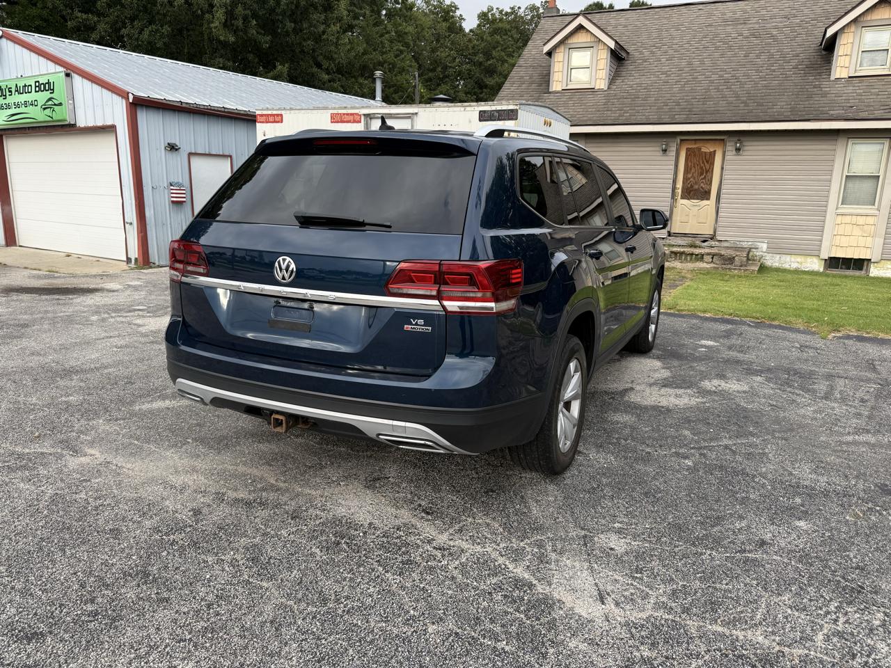 2018 Volkswagen Atlas Comfortline - Photo 2