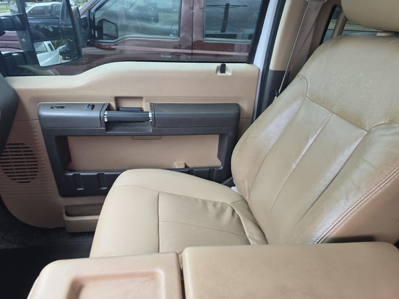 Ford F-250 SD Lariat Crew Cab Long Bed 4WD 2011
