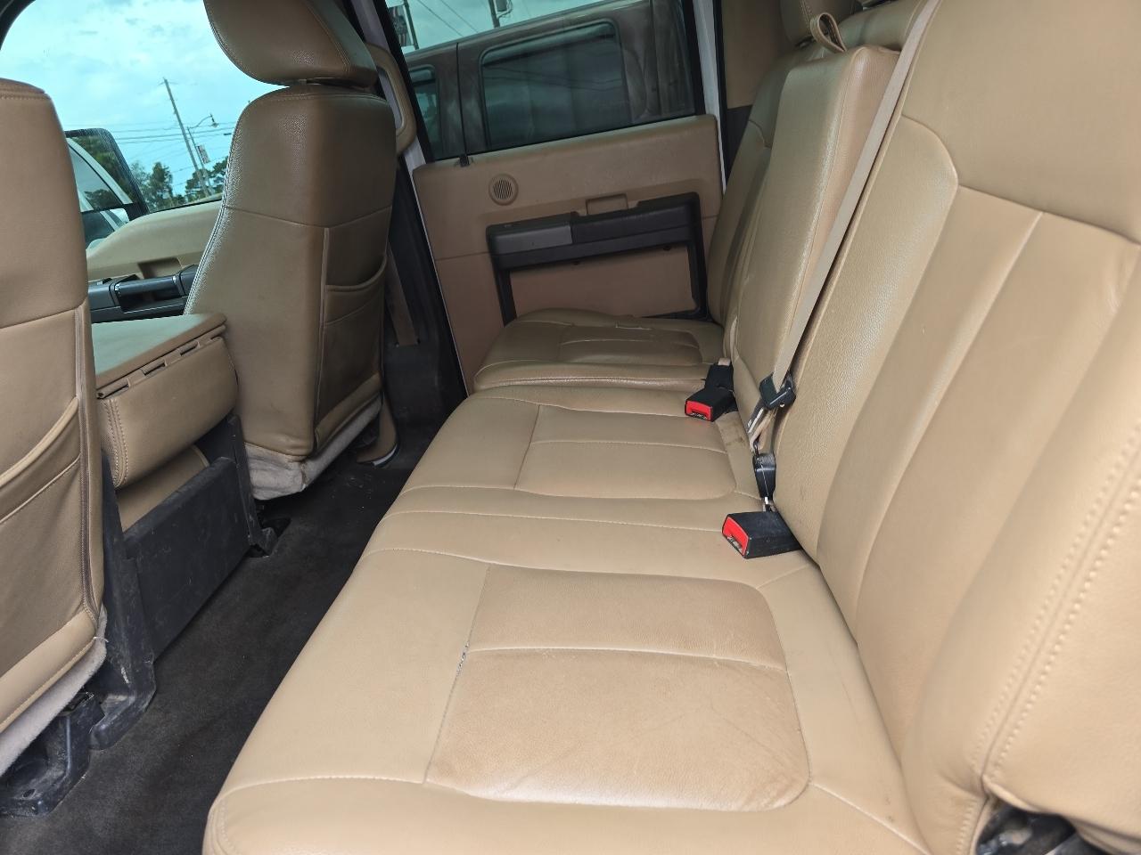 Ford F-250 SD Lariat Crew Cab Long Bed 4WD 2011