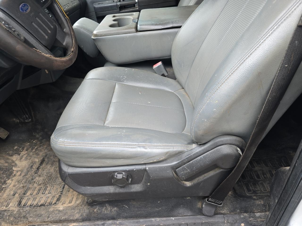 Ford F-250 SD XLT Crew Cab Long Bed 4WD 2015