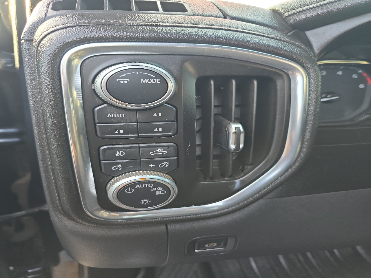 GMC Sierra 1500 Elevation Crew Cab Short Box 4WD 2020