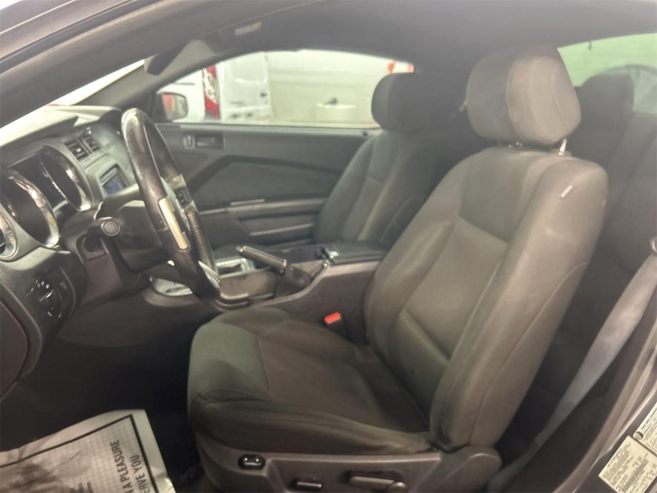 Ford Mustang V6 Coupe 2014