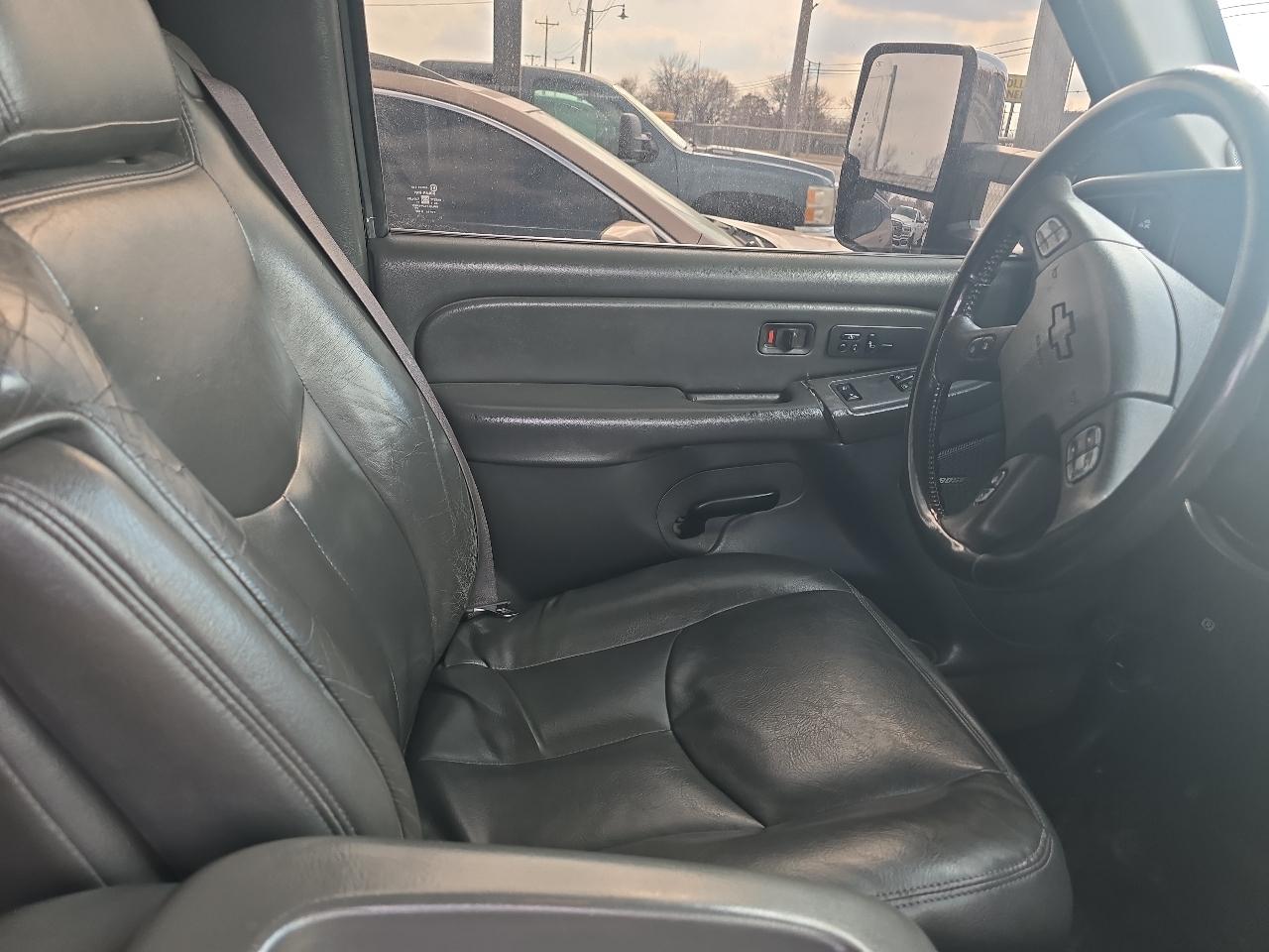 Chevrolet Silverado 2500HD LT Ext. Cab Long Bed 4WD 2004