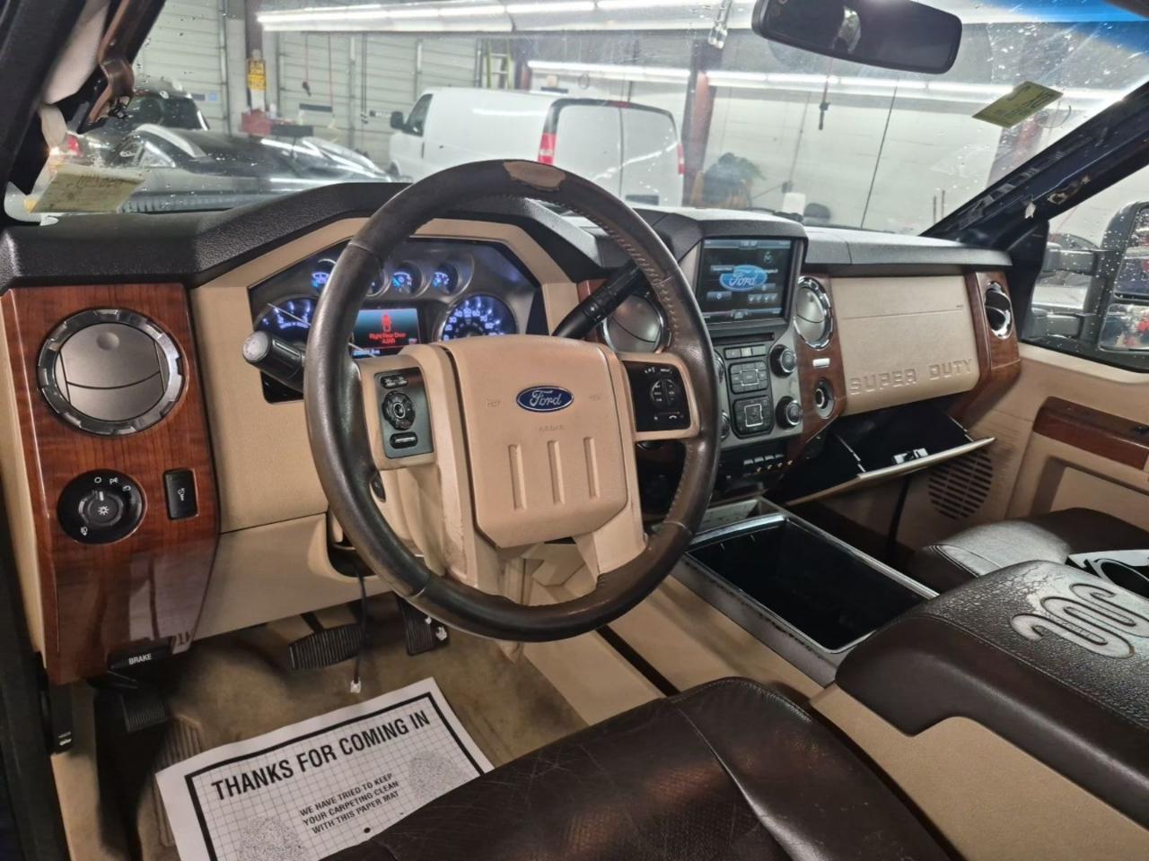 Ford F-250 SD King Ranch Crew Cab 4WD 2015