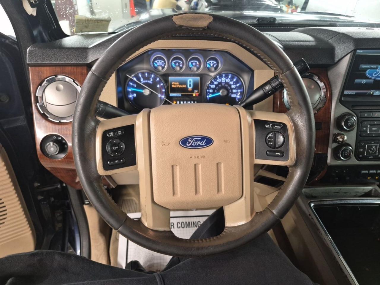 Ford F-250 SD King Ranch Crew Cab 4WD 2015