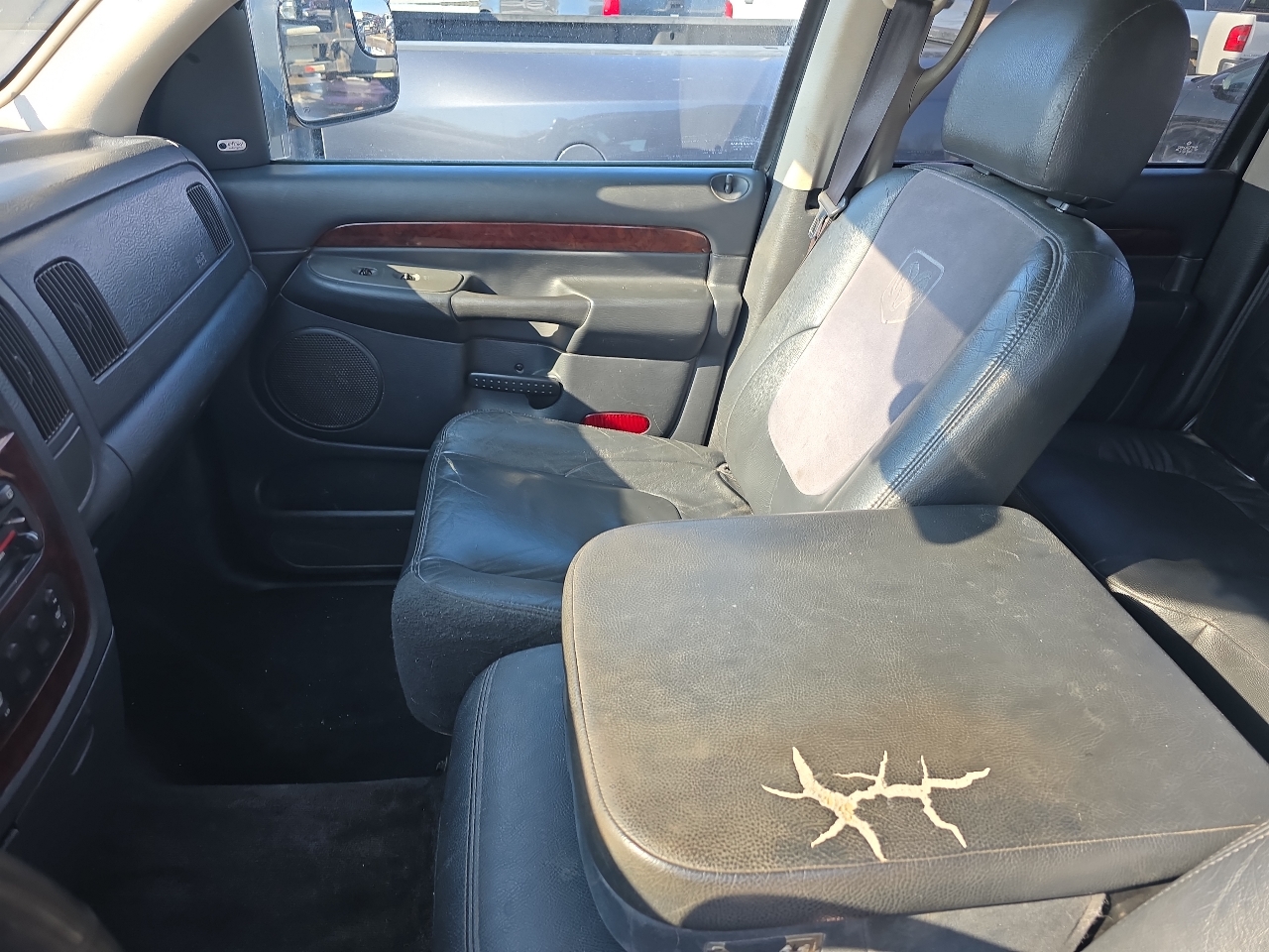 Dodge Ram 2500 Laramie Quad Cab Short Bed 4WD 2003