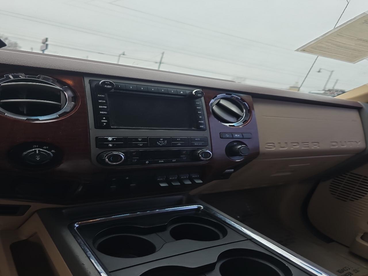 Ford F-250 SD King Ranch Crew Cab 4WD 2012