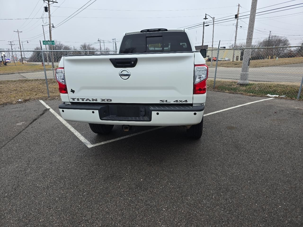 Nissan Titan XD PRO-4X Crew Cab 4WD Diesel 2019