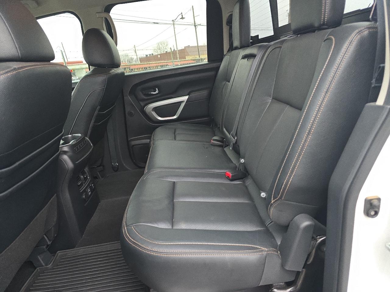 Nissan Titan XD PRO-4X Crew Cab 4WD Diesel 2019