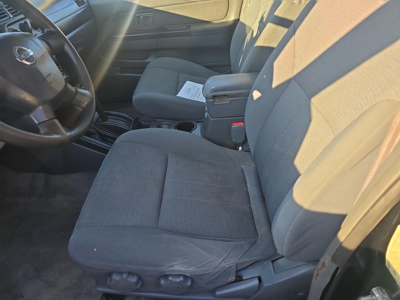 Nissan Frontier XE-V6 Crew Cab 4WD 2003