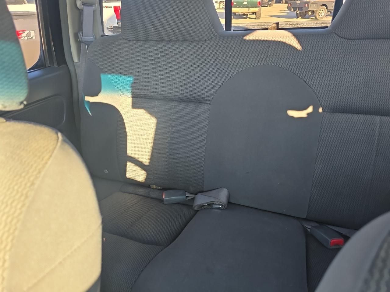 Nissan Frontier XE-V6 Crew Cab 4WD 2003