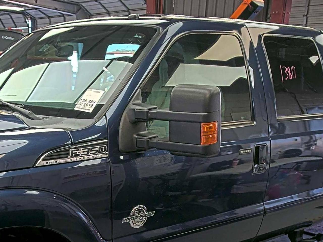 Ford F-350 SD Lariat Crew Cab 4WD 2016