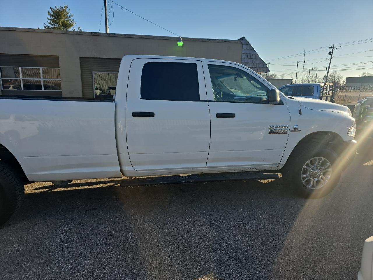 RAM 2500 Tradesman Crew Cab LWB 4WD 2018