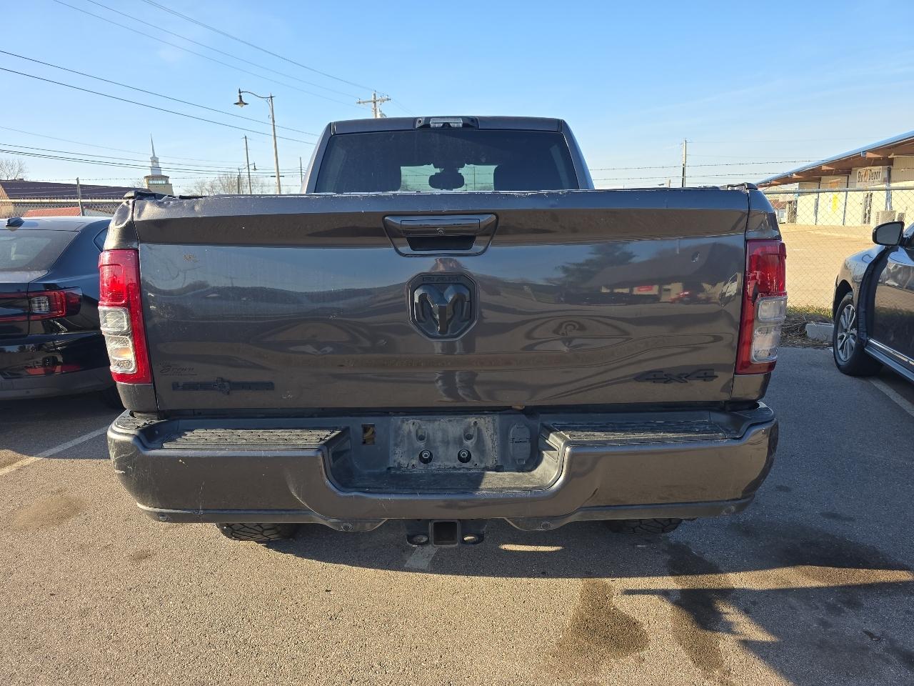 RAM 2500 Lone Star 4x4 Crew Cab 6'4" Box 2021
