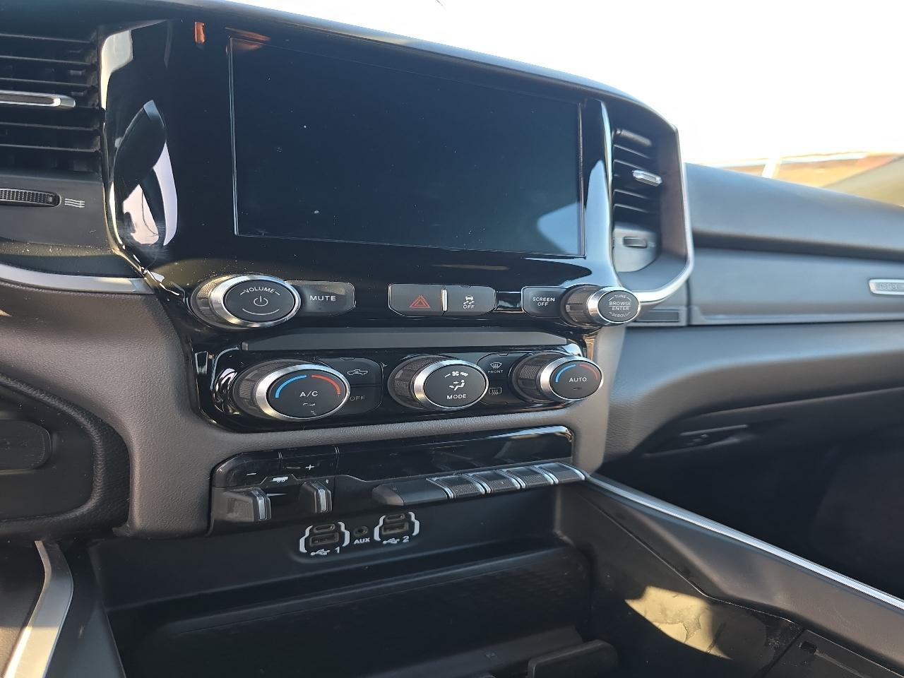 RAM 2500 Lone Star 4x4 Crew Cab 6'4" Box 2021