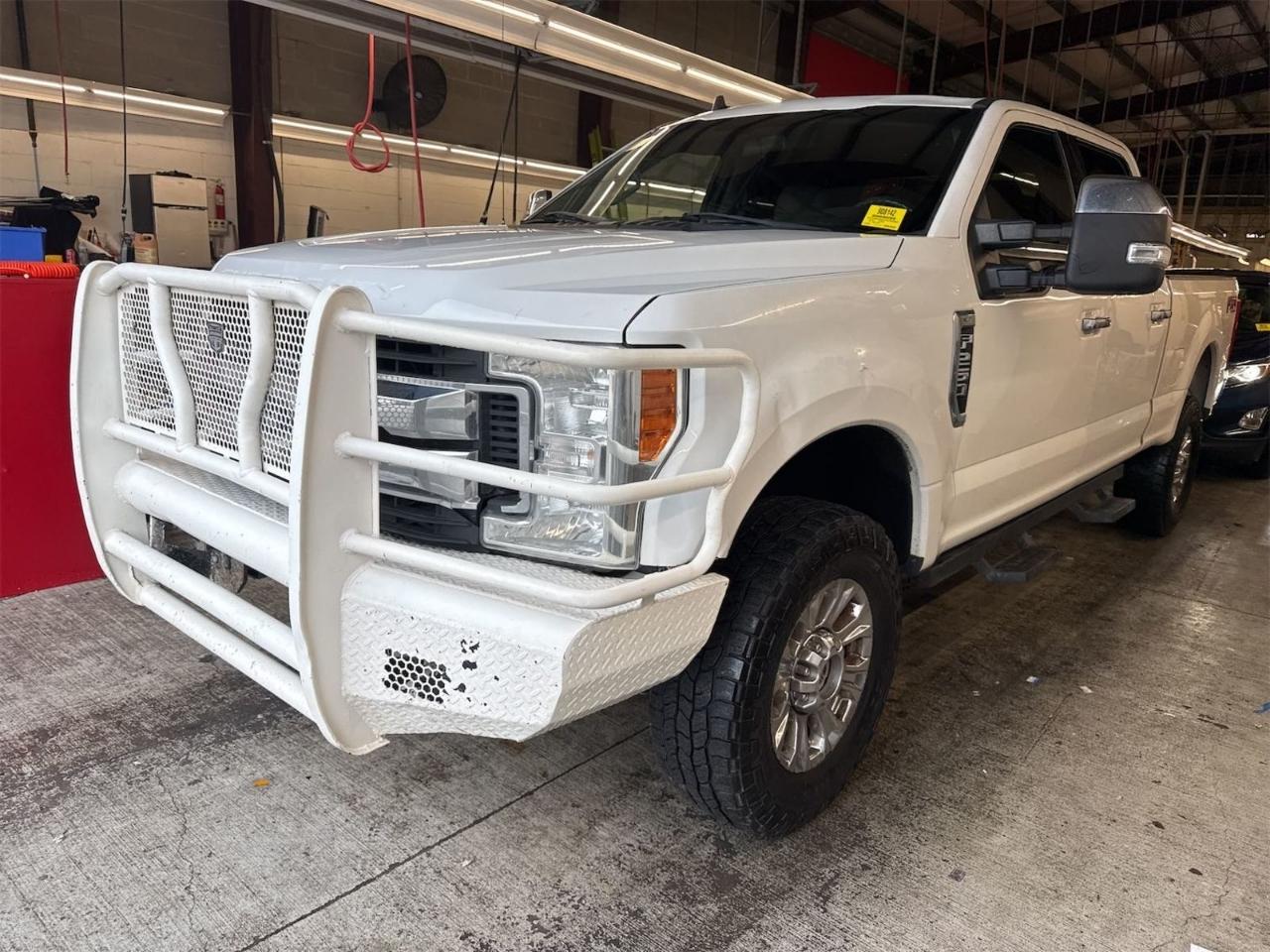 Ford F-250 SD XLT Crew Cab 4WD 2019