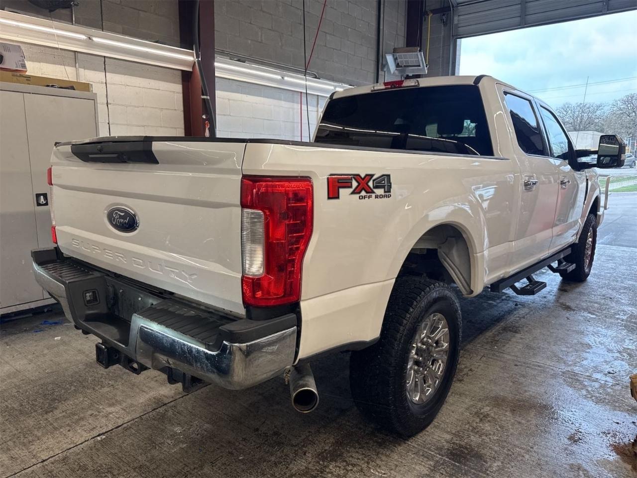 Ford F-250 SD XLT Crew Cab 4WD 2019