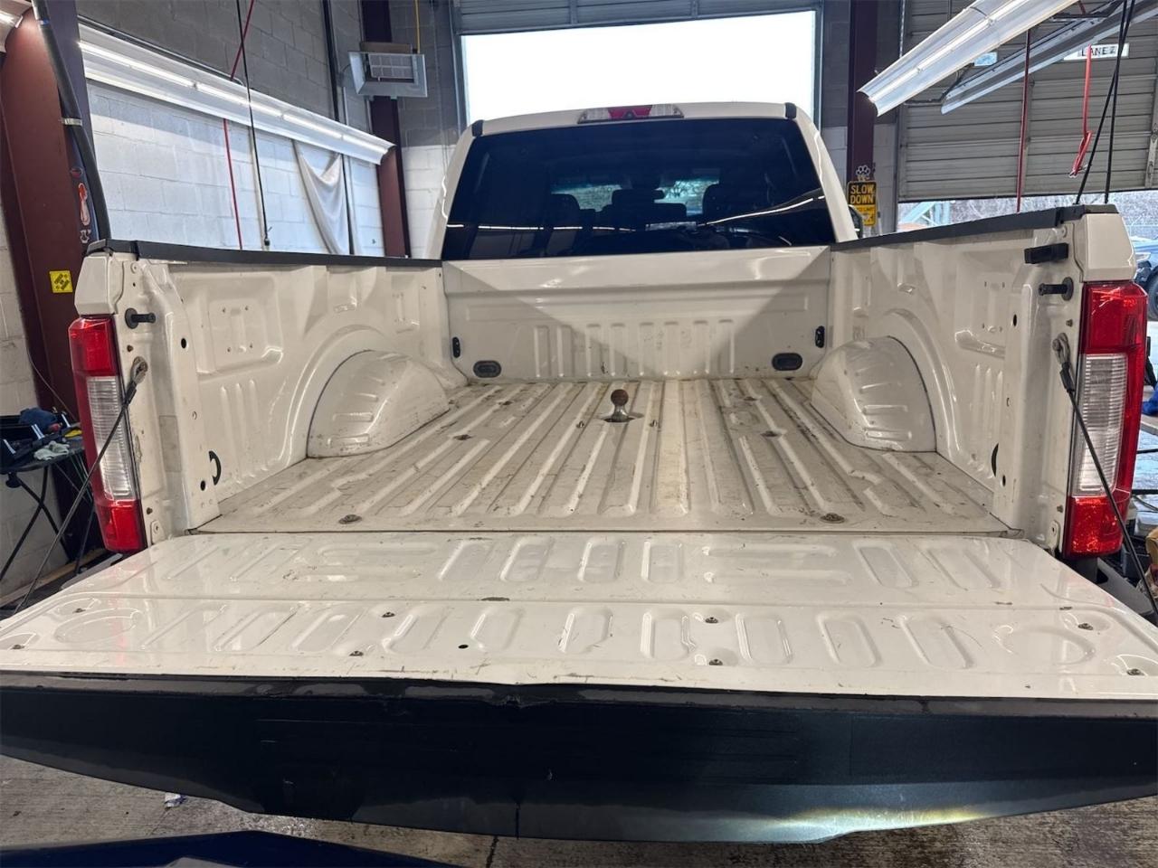 Ford F-250 SD XLT Crew Cab 4WD 2019