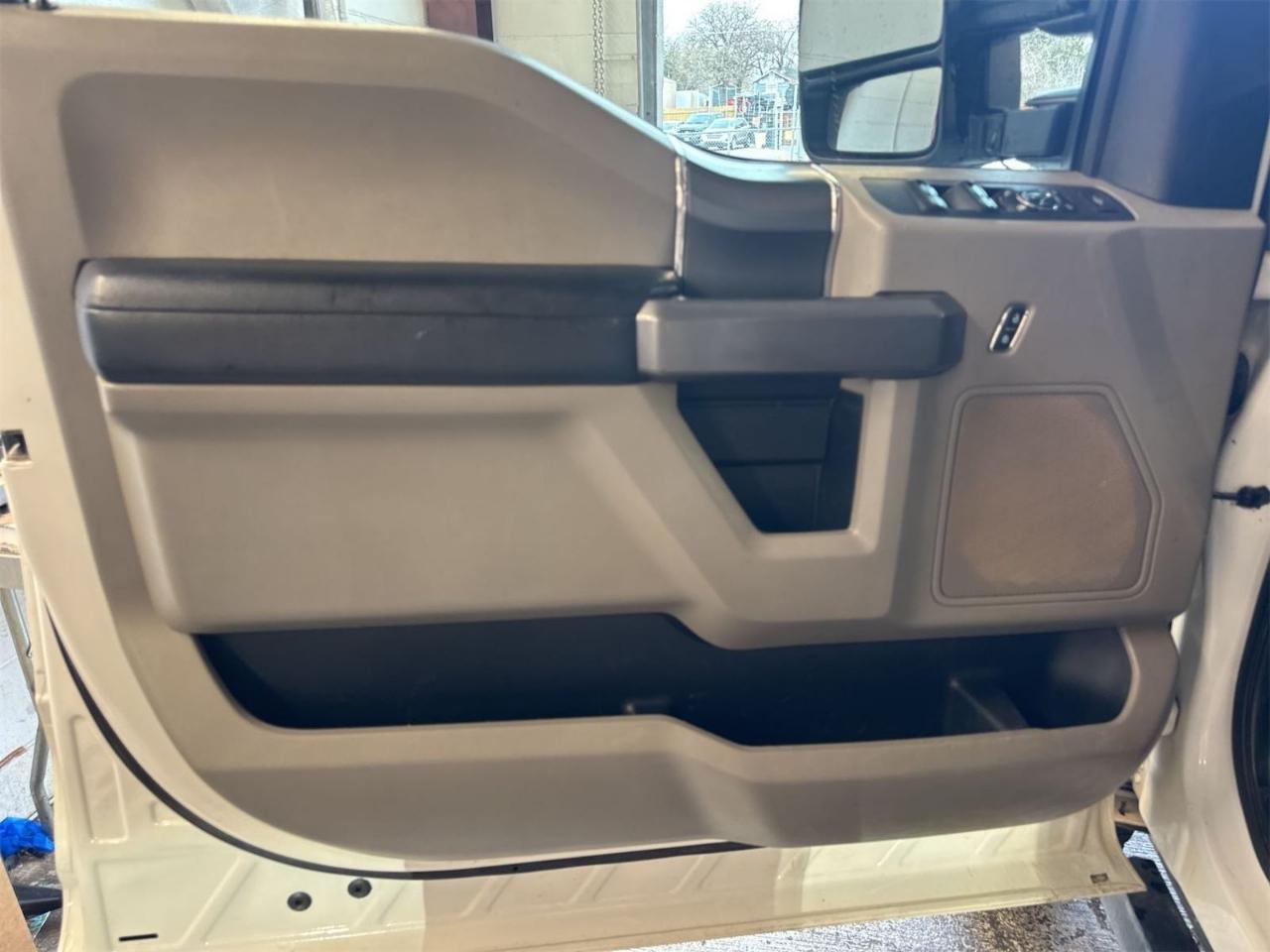 Ford F-250 SD XLT Crew Cab 4WD 2019