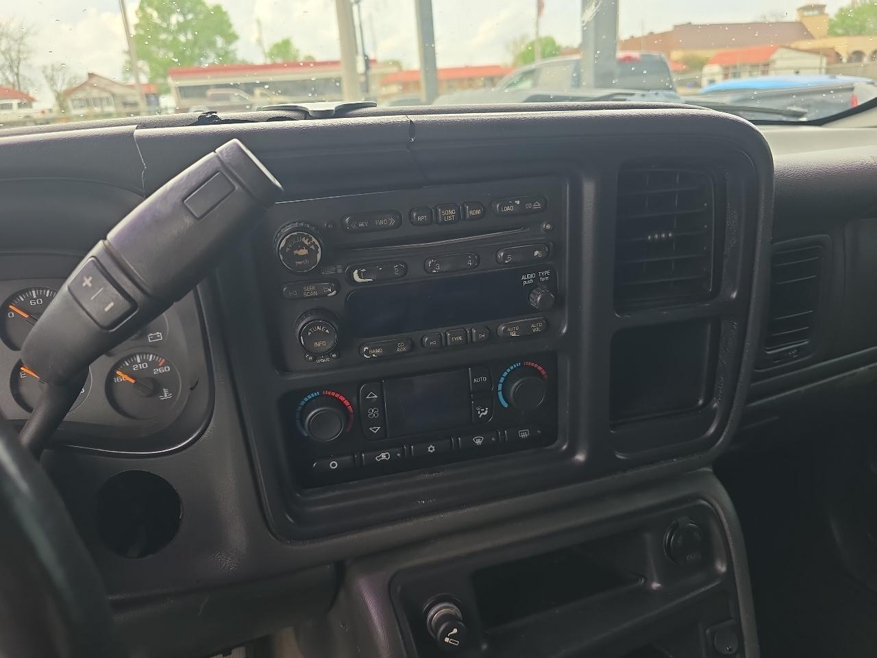 Chevrolet Silverado 3500 Work Truck Crew Cab 4WD DRW 2006