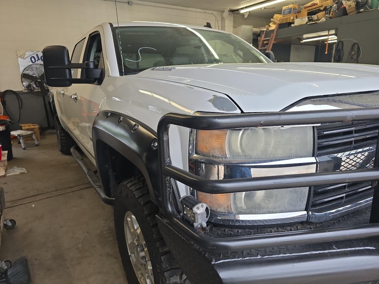 Chevrolet Silverado 3500HD LTZ Crew Cab 4WD 2015