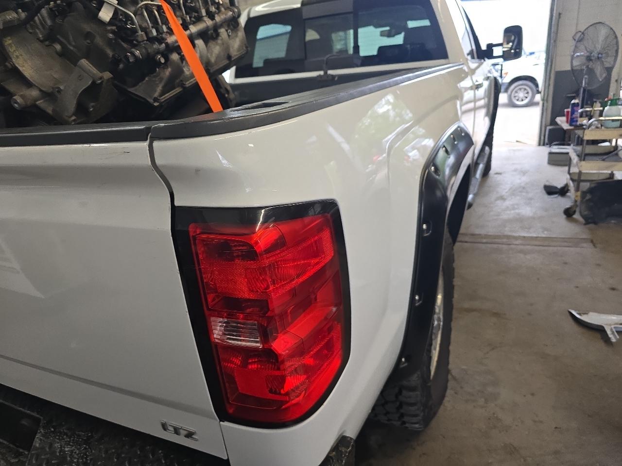 Chevrolet Silverado 3500HD LTZ Crew Cab 4WD 2015