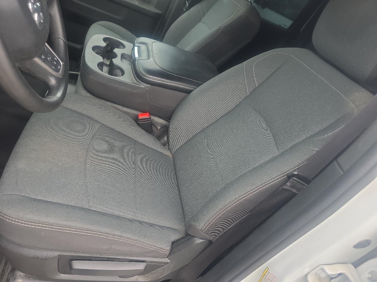 RAM 3500 Tradesman Crew Cab 4WD DRW 2024