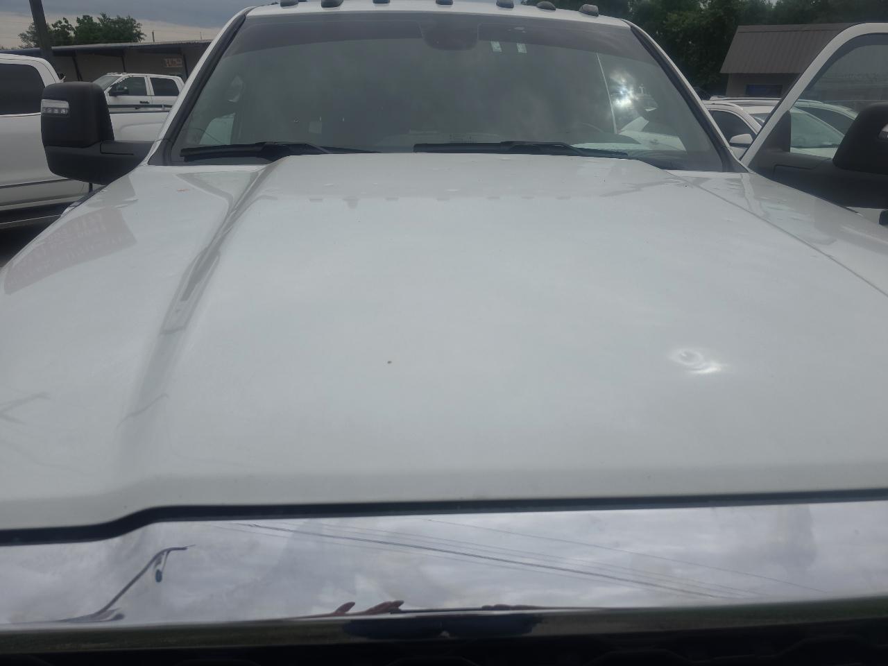 RAM 3500 Tradesman Crew Cab 4WD DRW 2024