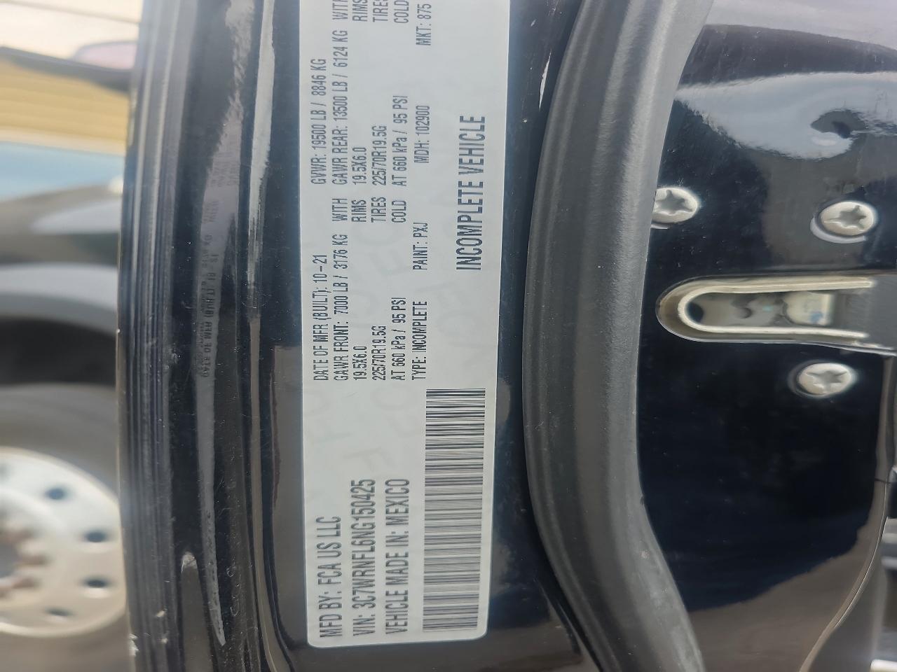RAM 5500 Crew Cab LWB 4WD DRW 2022
