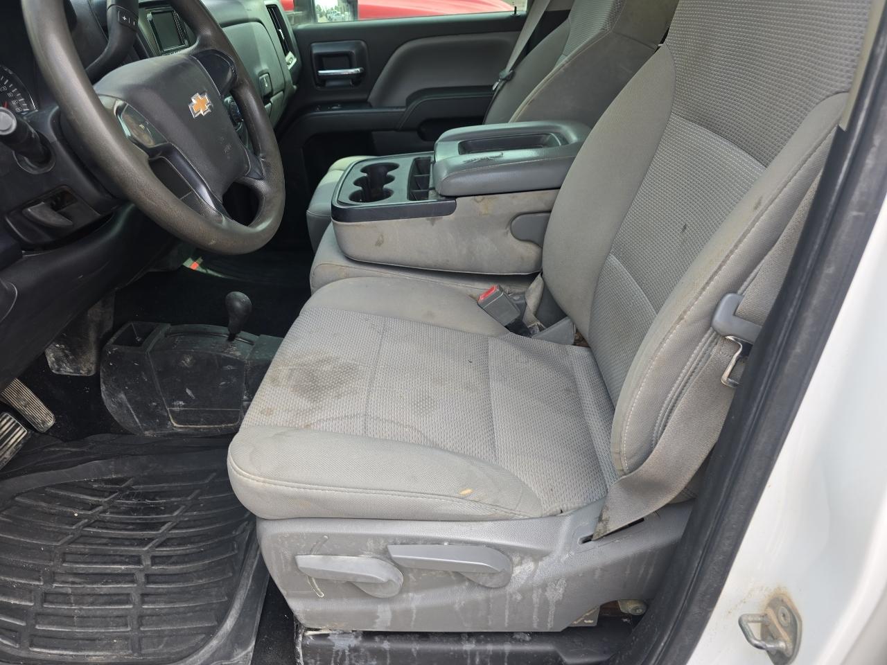 Chevrolet Silverado 2500HD Work Truck Crew Cab 4WD 2015