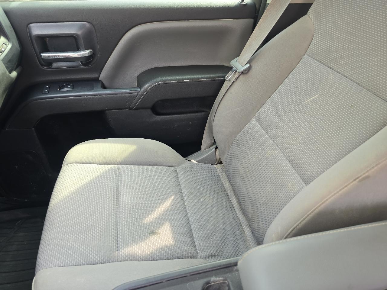 Chevrolet Silverado 2500HD Work Truck Crew Cab 4WD 2015