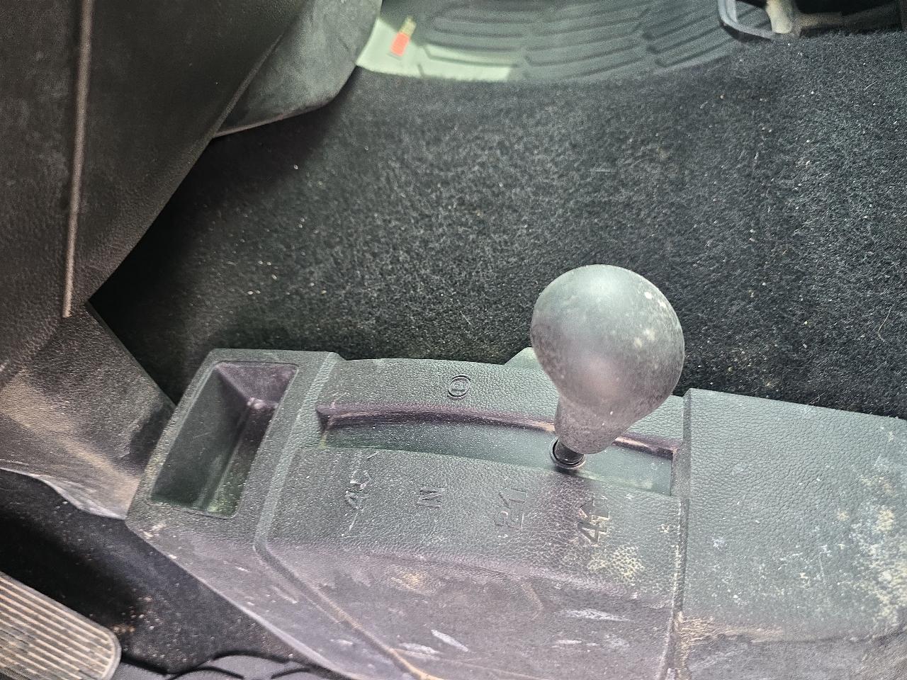 Chevrolet Silverado 2500HD Work Truck Crew Cab 4WD 2015