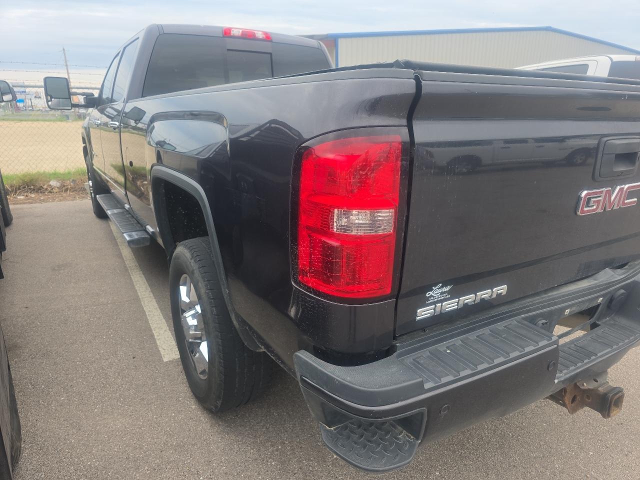 GMC Sierra 3500HD Denali Crew Cab 4WD 2016