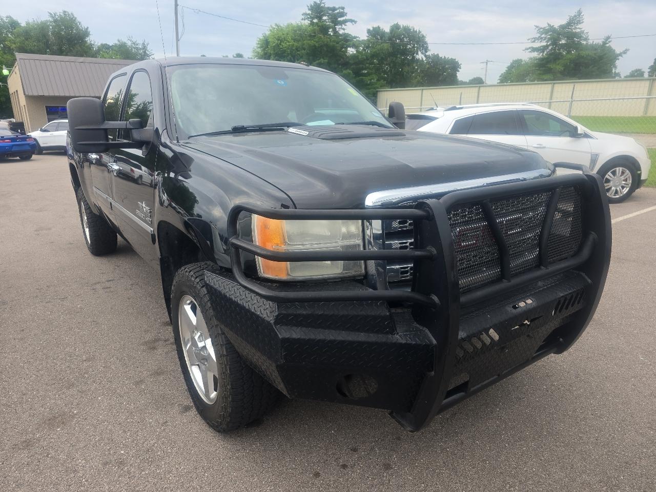 GMC Sierra 2500HD SLE Crew Cab 4WD 2013