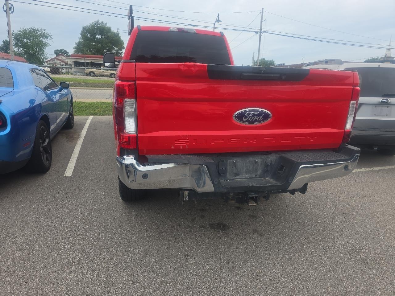 Ford F-250 SD XLT Crew Cab Long Bed 4WD 2019