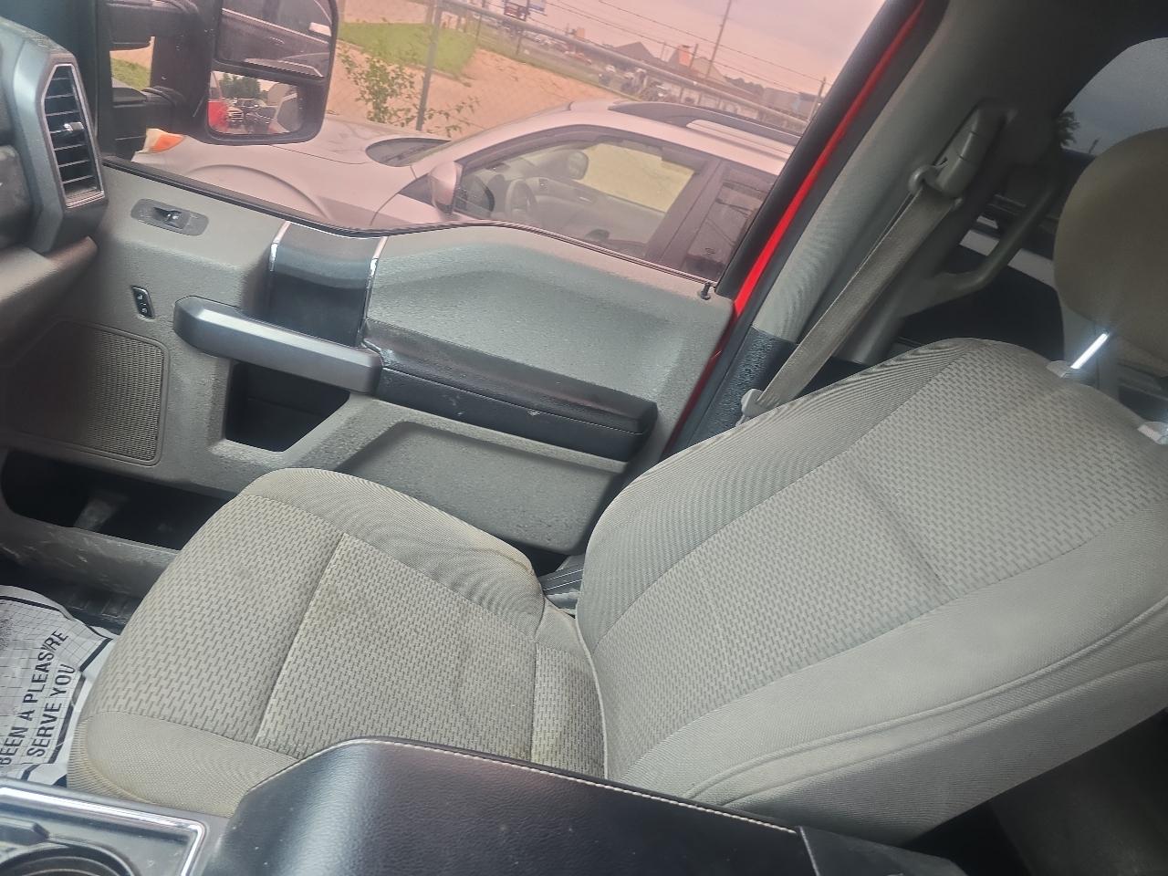 Ford F-250 SD XLT Crew Cab Long Bed 4WD 2019