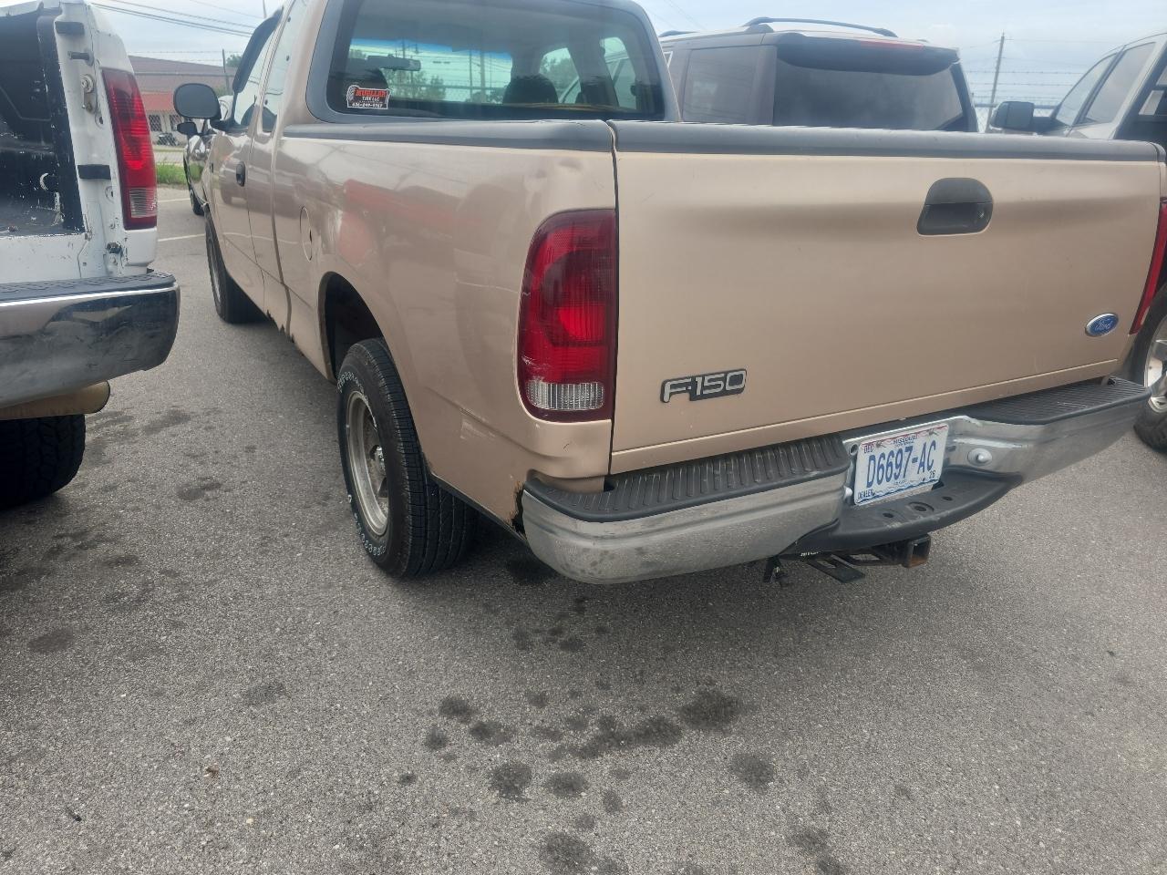 Ford F-150 SuperCab Short Bed 2WD 1997