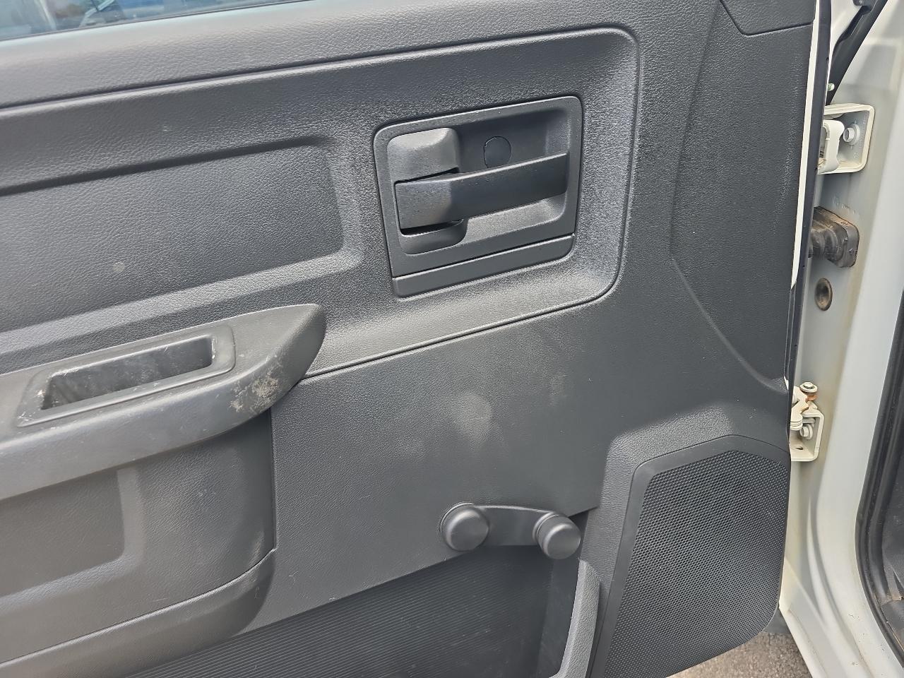 Dodge Ram 5500 Regular Cab 4WD 2012